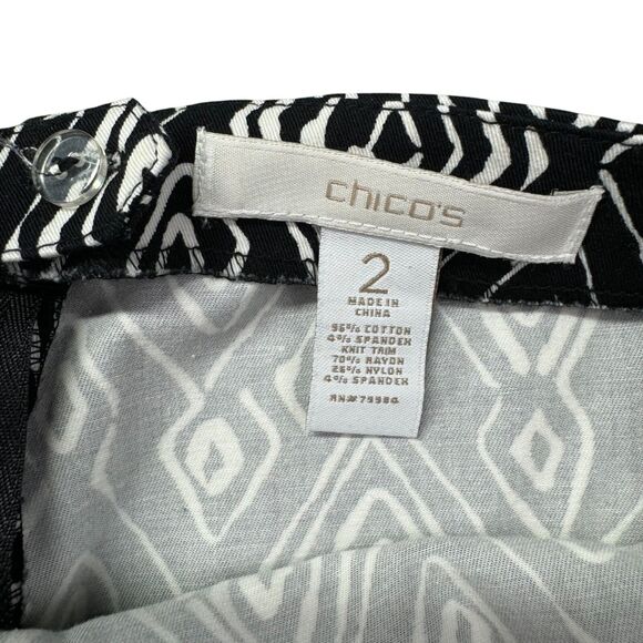 Chicos Skirt Womens 2 Large Black White A-Line Geometric Print Flat Front Preppy - Picture 3 of 8